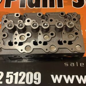 D1503 CYLINDER HEAD COMPLETE WITH VALVES