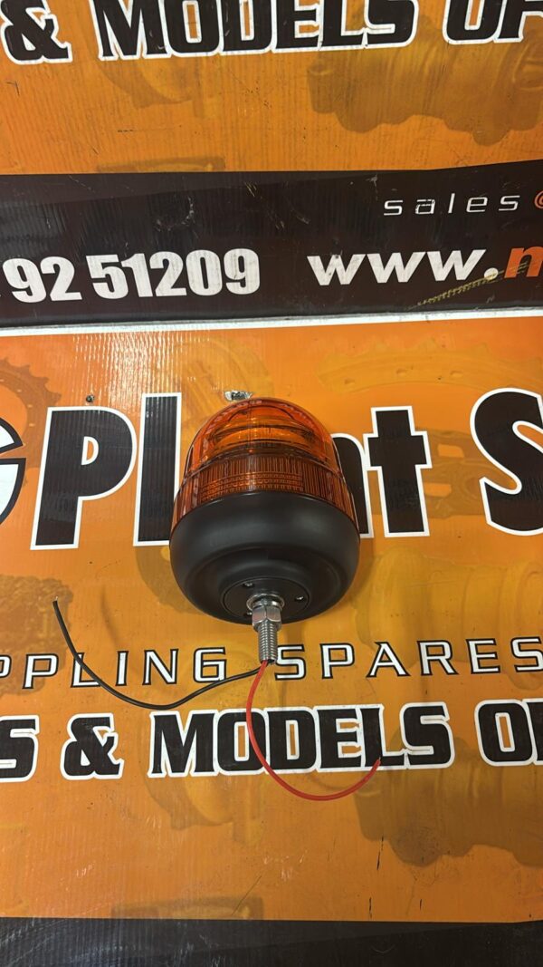 B100B SINGLE BOLT AMBER BEACON