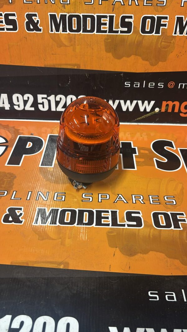 B100L LOW PROFILE DIN MOUNT AMBER BEACON